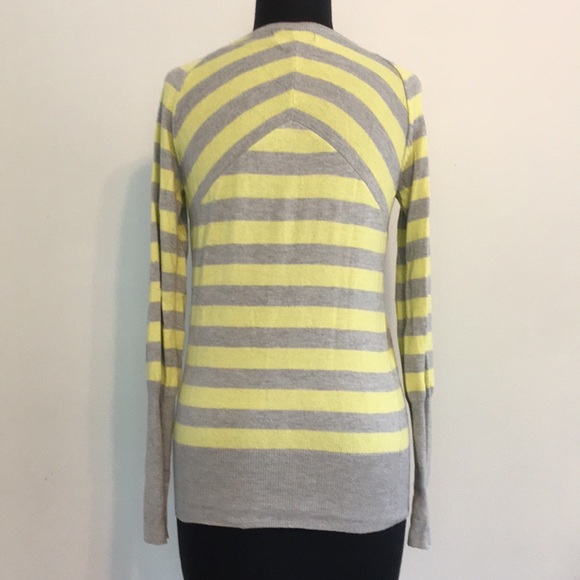 Mossimo Striped Knit V-Neck Sweater, M - Picture 2 of 9